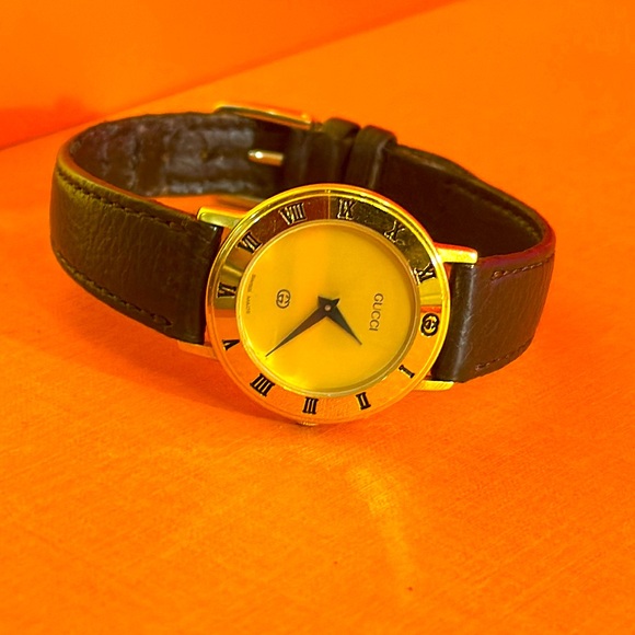 Gucci Accessories - Gucci Watch for women size 22 mm a beautiful watch ladies accessories